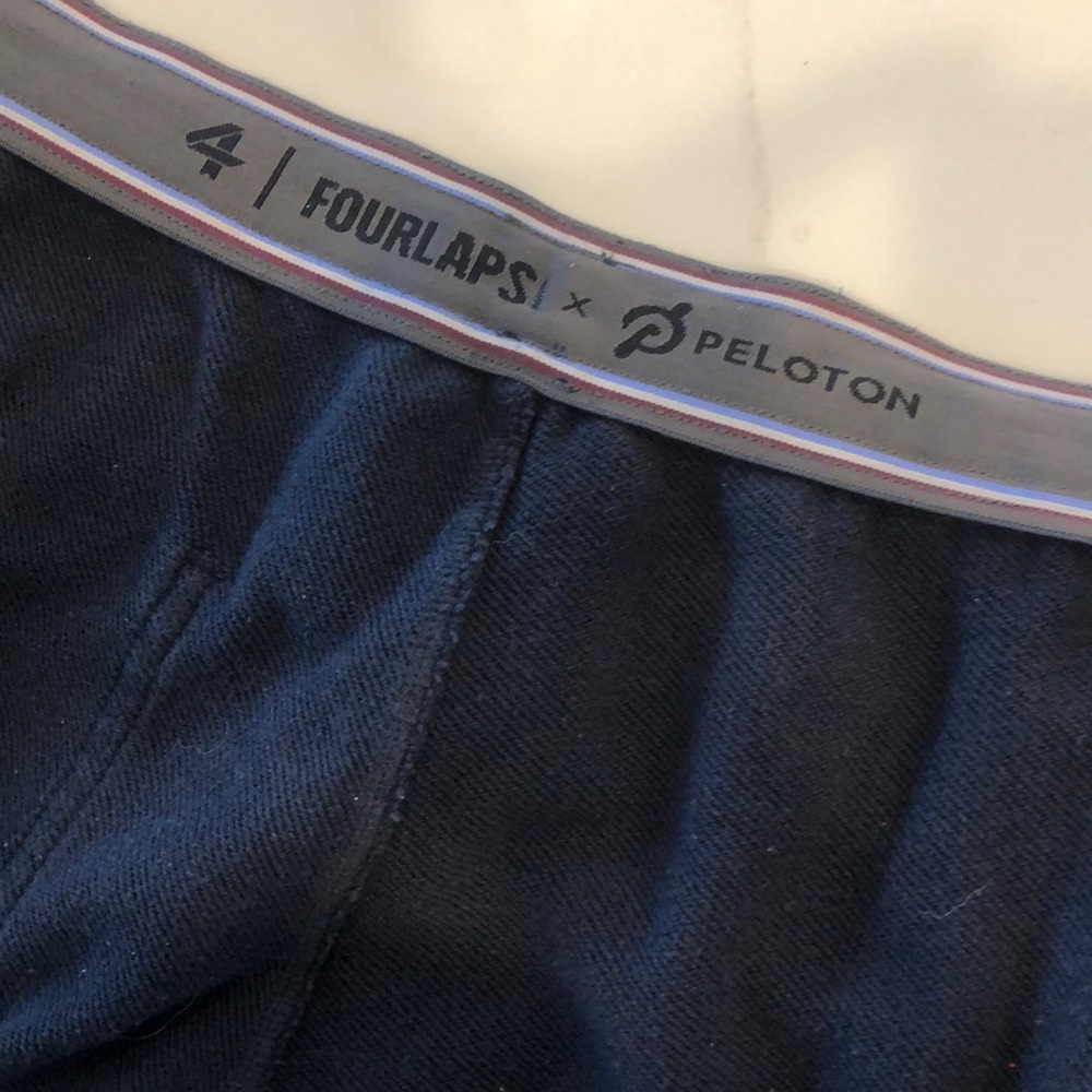 FourlapsxPeloton Joggers - Navy